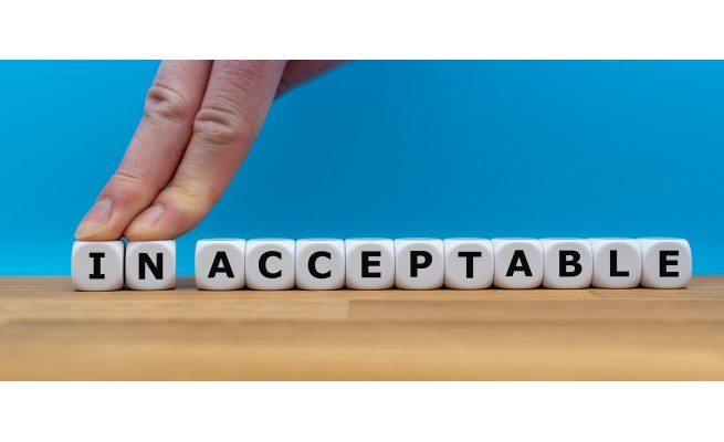 inacceptable.jpg
