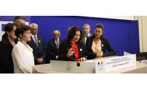 signature_charte_article_du_22-10.jpg